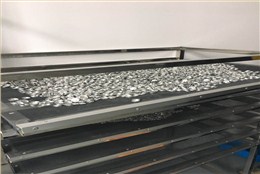 使用REMA高闪点碳氢清洗剂清洗锂电池触片案例